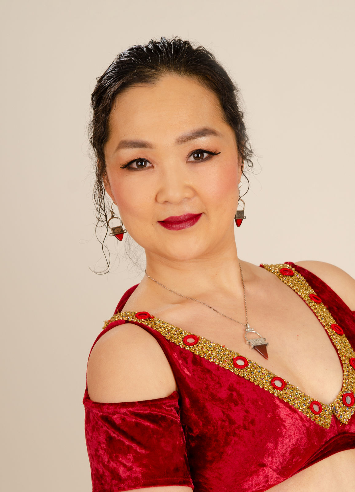 Eleen Kim – Dozentin für Tribal Style Dance / Transkulturellen Tanz / FCBD / FatChanceBellyDance – Foto: Y. Schöpper Eleen Kim - Dozentin für FCBD Style / FatChanceBellyDance