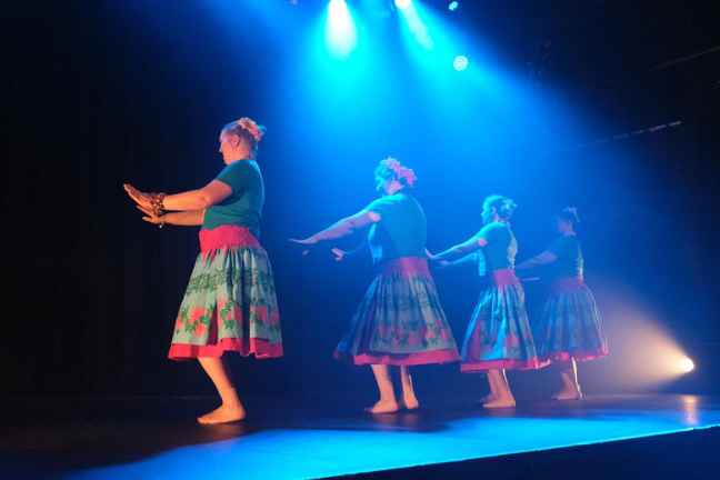 Hula für Anfängerinnen in der Tanzschule OT pur - Foto: S. Kleefen