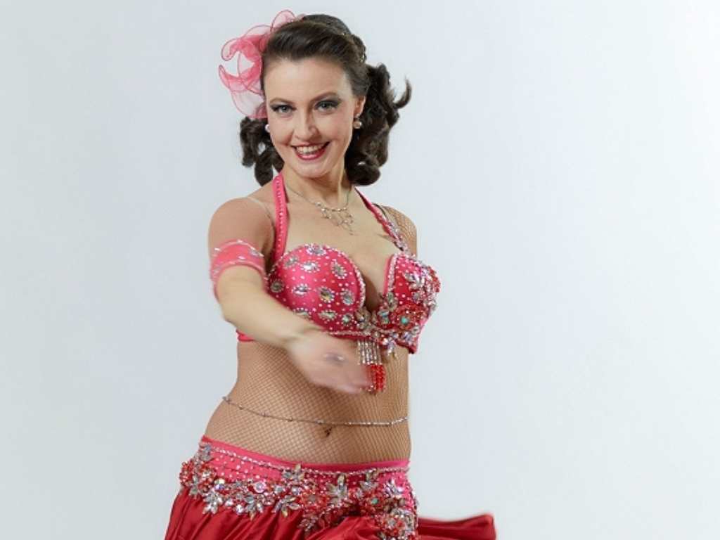 Shine & Rise – Dein Einstieg in den Orientalischen Tanz in Frankfurt & online - Foto: Sabuas Lichtraum
