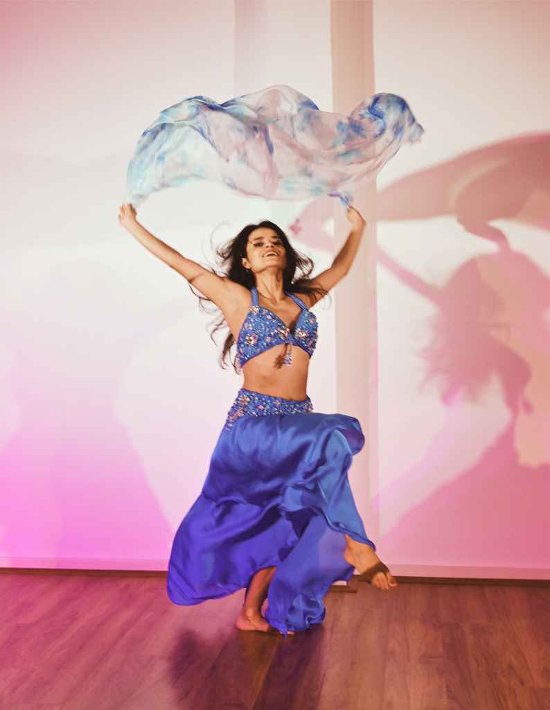 Nataliya – BATO-Prüfung 2024 – OT pur – Move yur Belly – Foto: Springmausmedia Nataliya - BATO-Prüfung 2024 - OT pur - Move yur Belly - Foto: Springmausmedia