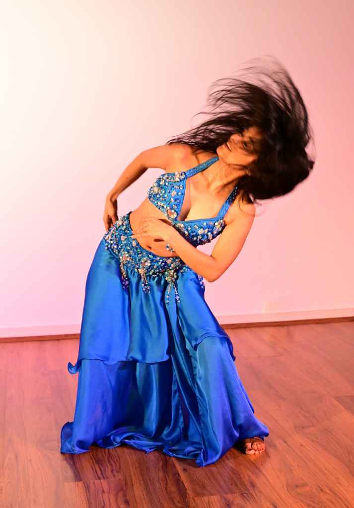 Nataliya – BATO-Prüfung 2024 – OT pur – Move yur Belly – Foto: Springmausmedia Nataliya - BATO-Prüfung 2024 - OT pur - Move yur Belly - Foto: Springmausmedia